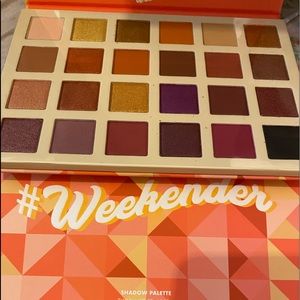 Eyeshadow Pallet.....